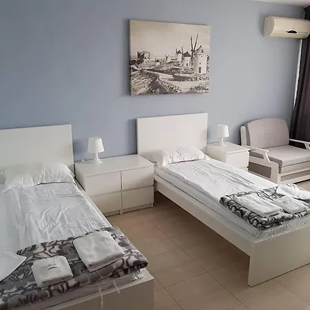 Family Gogov Отель 2*