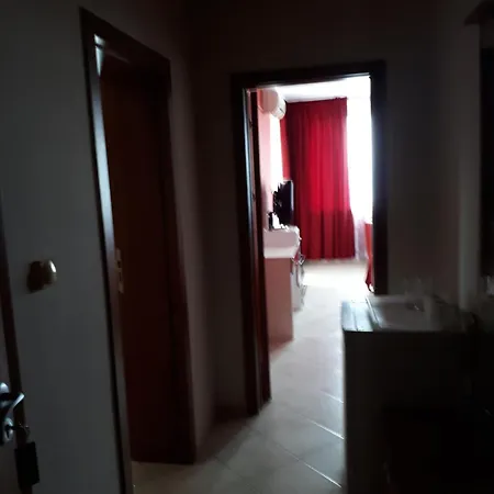 Хотел семеен гогов 2*