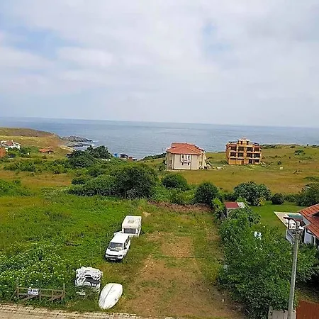 Family Gogov Hotel Sinemoretz