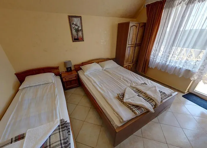 Family Gogov Szálloda